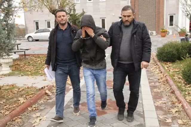 Büst Hırsızlığına Bir Tutuklama Daha