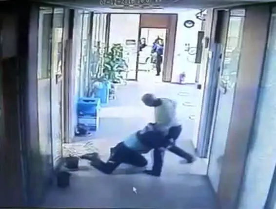 Çukurova Belediyesindeki Dehşet Anları Kamerada