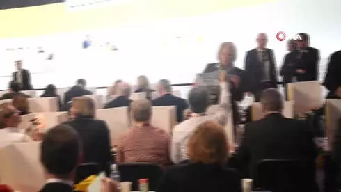 Merkel'in Halefi Karrenbauer Oldu- Karrenbauer, Cdu'nun Yeni Başkanı Oldu Merkel'in Halefi Karrenbauer Oldu- Karrenbauer, Cdu'nun Yeni Başkanı Oldu