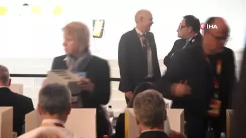 Merkel'in Halefi Karrenbauer Oldu- Karrenbauer, Cdu'nun Yeni Başkanı Oldu Merkel'in Halefi Karrenbauer Oldu- Karrenbauer, Cdu'nun Yeni Başkanı Oldu
