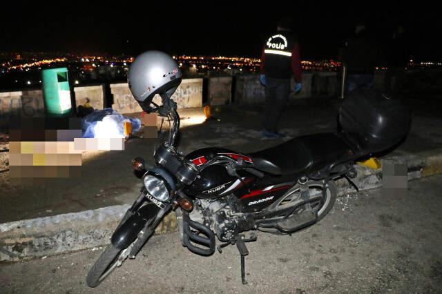 Polis, İntihar Eden Adamın Israrla Çalan Cep Telefonuna Cevap Veremedi