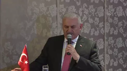 TBMM Başkanı Yıldırım, Ahıska Türkleriyle Bir Araya Geldi (2) TBMM Başkanı Yıldırım, Ahıska Türkleriyle Bir Araya Geldi (2)