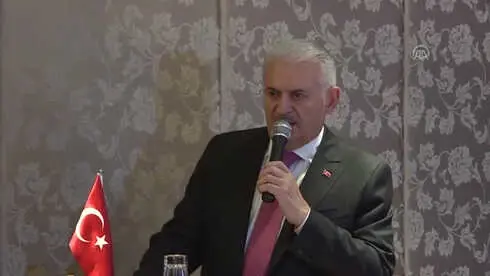 TBMM Başkanı Yıldırım, Ahıska Türkleriyle Bir Araya Geldi (2) TBMM Başkanı Yıldırım, Ahıska Türkleriyle Bir Araya Geldi (2)