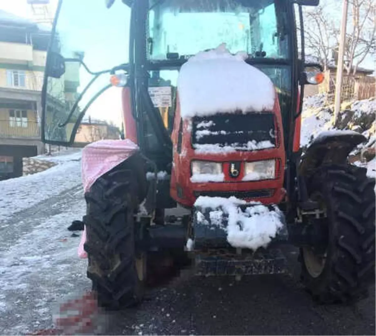 Traktörün Çarptığı İşitme Engelli Öldü
