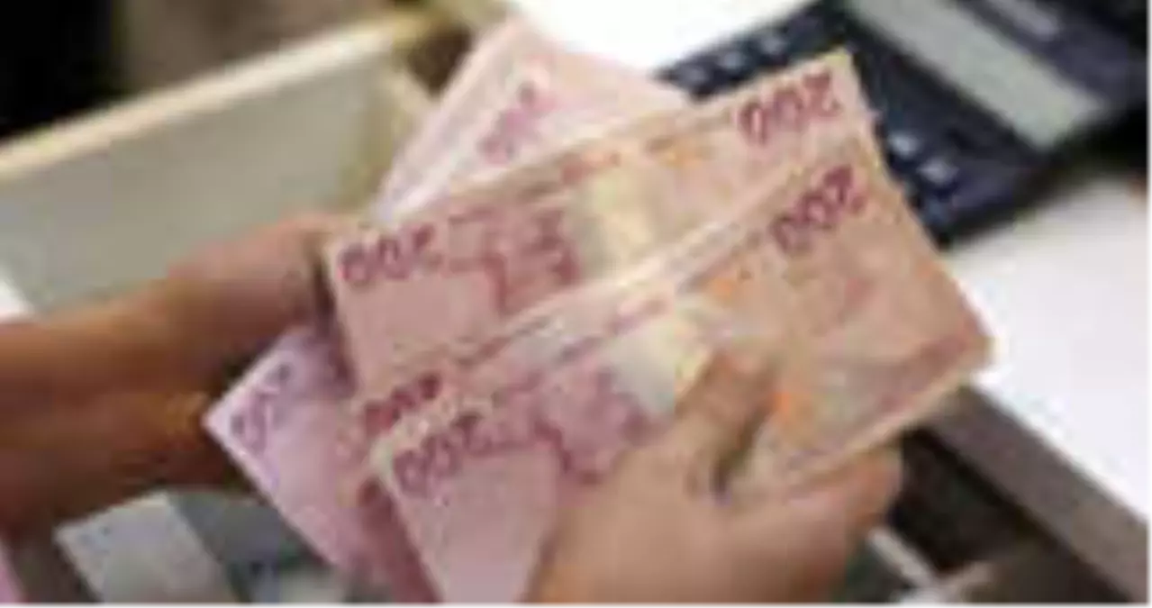 Hükümet Müjdeyi Verdi! Yaşlılık Maaşları Bin TL'ye Çıkarıldı