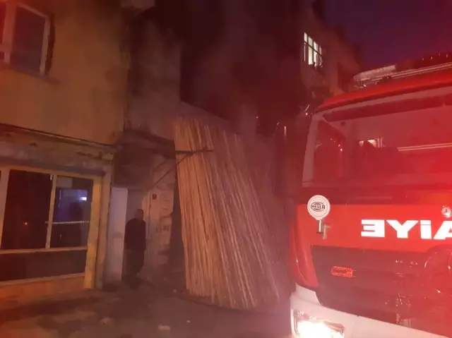 Adıyaman'da Ev Yangını Adıyaman'da Ev Yangını