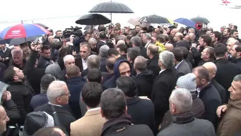 AK Parti Trabzon Büyükşehir Belediye Başkan Adayı Zorluoğlu'na Coşkulu Karşılama AK Parti Trabzon Büyükşehir Belediye Başkan Adayı Zorluoğlu'na Coşkulu Karşılama