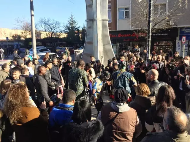 Avcılar'da Afrika Festivali'yle Dans Sokağa Taşındı Avcılar'da Afrika Festivali'yle Dans Sokağa Taşındı