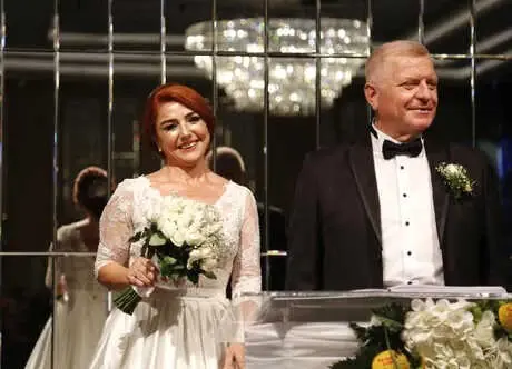 Bakan Çavuşoğlu, Antalya'da Nikah Törenine Katıldı Bakan Çavuşoğlu, Antalya'da Nikah Törenine Katıldı