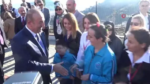 Bakan Çavuşoğlu: 'Engel Her Zaman Zihinlerdedir' Bakan Çavuşoğlu: 'Engel Her Zaman Zihinlerdedir'