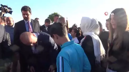Bakan Çavuşoğlu: 'Engel Her Zaman Zihinlerdedir' Bakan Çavuşoğlu: 'Engel Her Zaman Zihinlerdedir'
