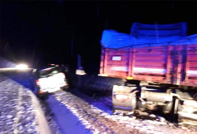 Bingöl'de Yolcu Otobüsü Karşı Yönden Gelen TIR'la Çarpıştı! Çok Sayıda Yaralı Var