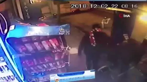 Derbi Günü Öldürülen Taraftar Toprağa Verildi Derbi Günü Öldürülen Taraftar Toprağa Verildi