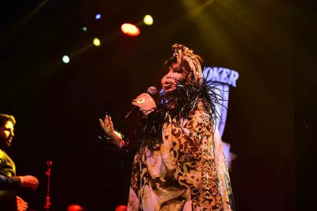 Diva Bu Kıyafeti Çok Sevdi Diva Bu Kıyafeti Çok Sevdi