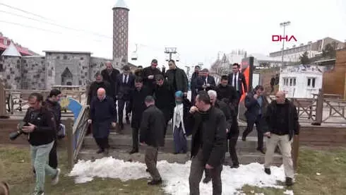 Erzurum Çevre Bakanı Murat Kurum: İmar Barışına 8 Milyon 900 Kişi Başvurdu - Ek Erzurum Çevre Bakanı Murat Kurum: İmar Barışına 8 Milyon 900 Kişi Başvurdu - Ek