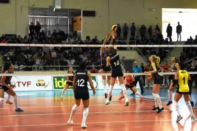 Fener Çanakkale'de Rahat Kazandı