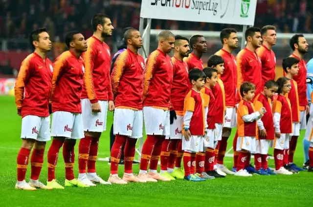 Galatasaray'da İki Değişiklik