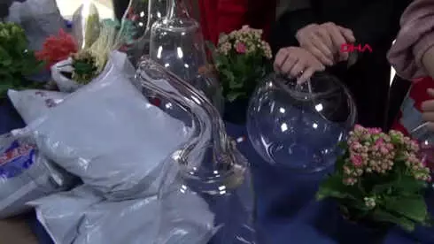 Hatay Kızılay Topluluğu Üyelerinden Suriyeli Annelerle 10 Aralık İnsan Hakları Günü Etkinliği Hatay Kızılay Topluluğu Üyelerinden Suriyeli Annelerle 10 Aralık İnsan Hakları Günü Etkinliği
