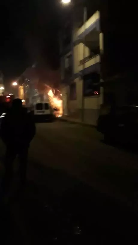 İnegöl�de İki Katlı Ev Küle Döndü Haberler