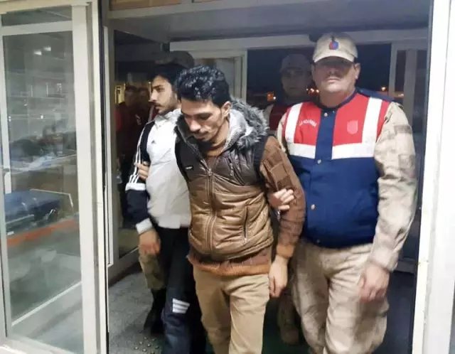 Jandarma Ekipleri Uyuşturucu Satıcılarına Göz Açtırmıyor