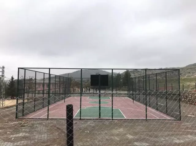 Kömür'e Spor Tesisi Yapıldı