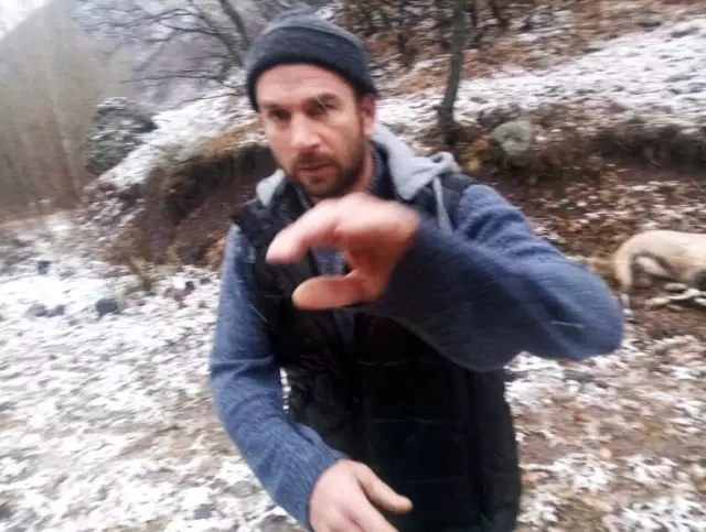 Köylü Çekti, İşte Dağ Keçisini Vuran Şahıs Köylü Çekti, İşte Dağ Keçisini Vuran Şahıs