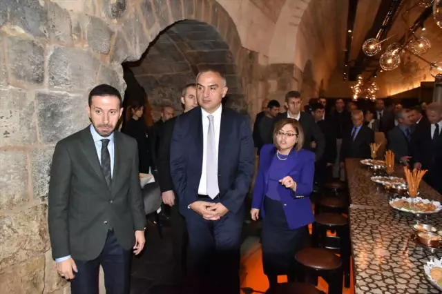 Kültür ve Turizm Bakanı Ersoy Gaziantep'te Müzeleri Gezdi Kültür ve Turizm Bakanı Ersoy Gaziantep'te Müzeleri Gezdi