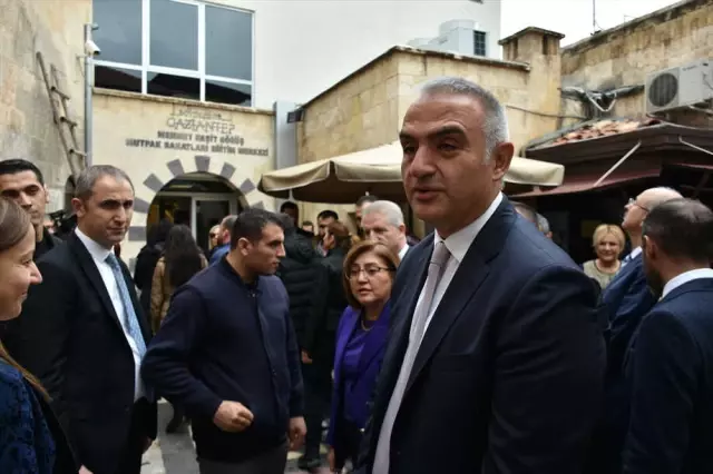 Kültür ve Turizm Bakanı Ersoy Gaziantep'te Müzeleri Gezdi Kültür ve Turizm Bakanı Ersoy Gaziantep'te Müzeleri Gezdi