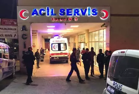 Şanlıurfa'da Otomobil Şarampole Devrildi: 1 Ölü, 4 Yaralı
