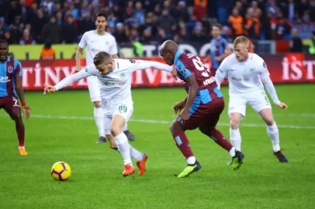 Spor Toto Süper Lig: Trabzonspor: 0 - Atiker Konyaspor: 0 (İlk Yarı)