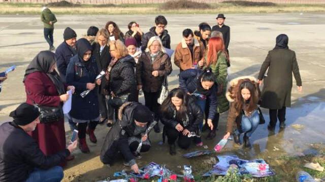 Talihsiz Kadın, Kızının Elinden Tutup Ölüme Yürüdü! O Anlar Kamerada