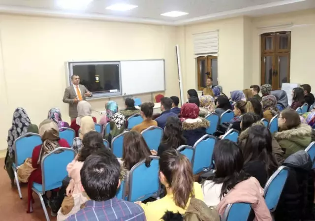 Tanışır Konferanslarına Devam Ediyor