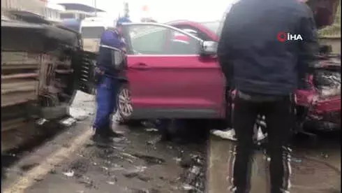 Trabzon'da Trafik Kazası: 1 Ölü, 3 Yaralı Trabzon'da Trafik Kazası: 1 Ölü, 3 Yaralı