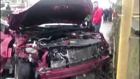 Trabzon'da Trafik Kazası: 1 Ölü, 3 Yaralı Trabzon'da Trafik Kazası: 1 Ölü, 3 Yaralı