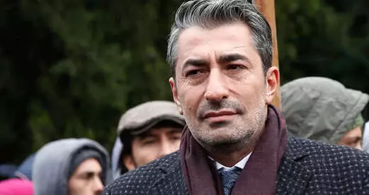 ’Alkol Yasaklansın’ Diyerek Tepki Çeken Erkan Petekkaya, O Sözlerine Açıklık Getirdi