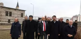 Ali Korkut: Çevre ve Şehircilik Bakanı Kurum'un Erzurum Gezisine Üç Kümbetler Damga Vurdu Ali Korkut: Çevre ve Şehircilik Bakanı Kurum'un Erzurum Gezisine Üç Kümbetler Damga Vurdu