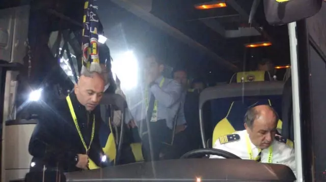 Fenerbahçe İstanbul'a Takım Otobüsüyle Dönüyor