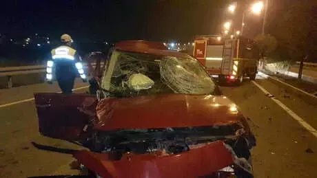 Manisa'da Takla Atan Otomobildeki Sürücü Yaralandı