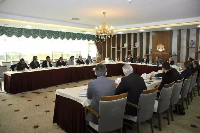 Selçuk'ta Sektörel Hizmetler Danışma Kurulu Toplantısı Selçuk'ta Sektörel Hizmetler Danışma Kurulu Toplantısı