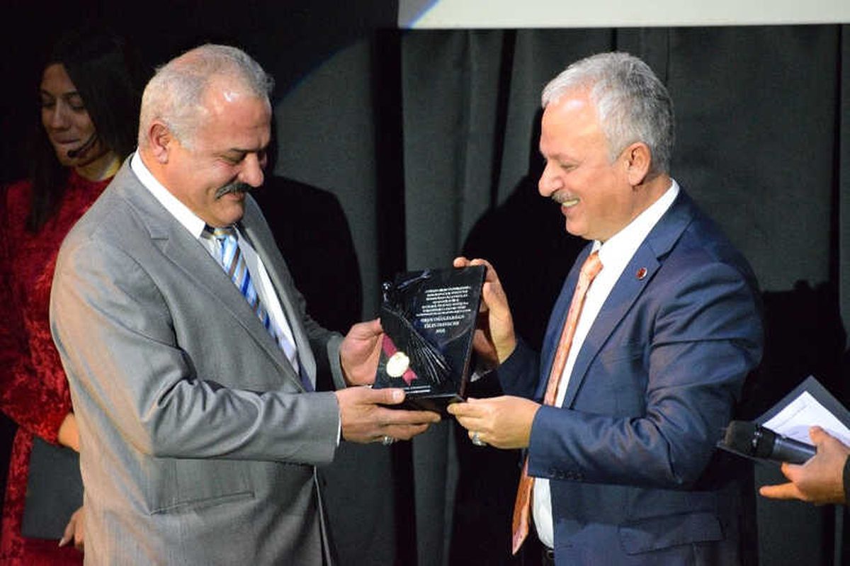 Abü'den Yılın Havacısı Ödülü