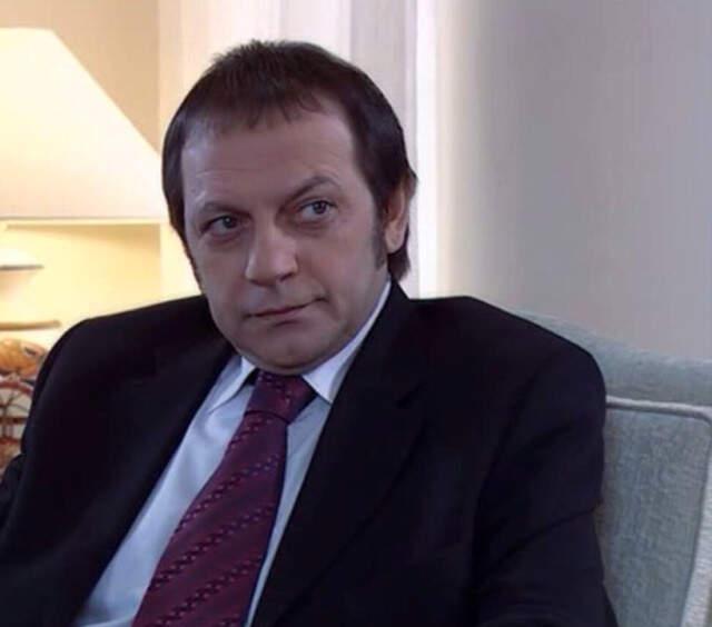 Aşk-ı Memnu Oyuncusu Recep Aktuğ, Hastaneye Kaldırıldı