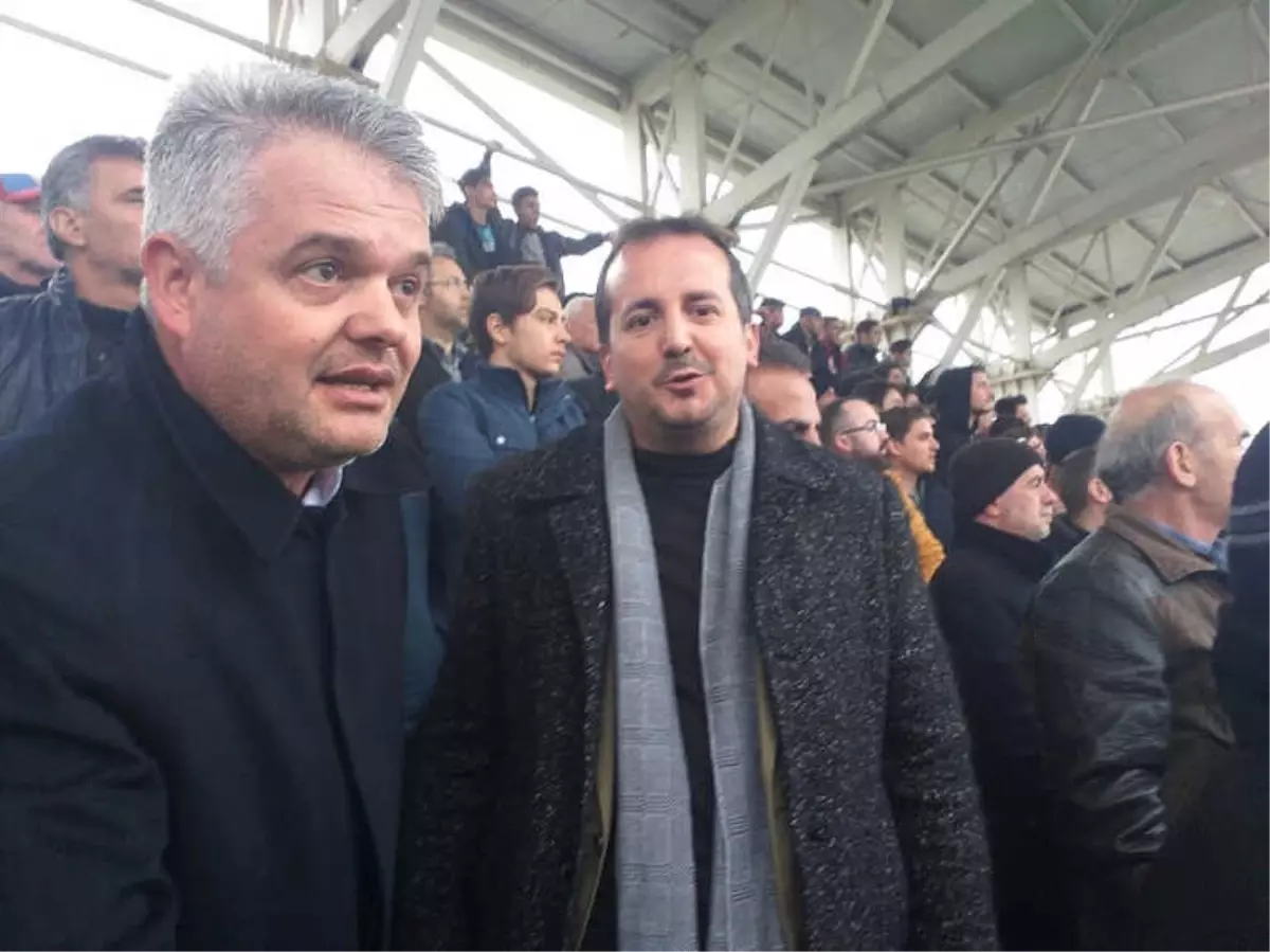 Milletvekili Mahalle Takımının Maçına Gitti