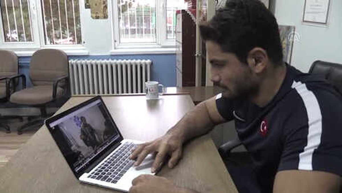 Milli Güreşçi Taha Akgül Aa'nın 'Yılın Fotoğrafları' Oylamasına Katıldı