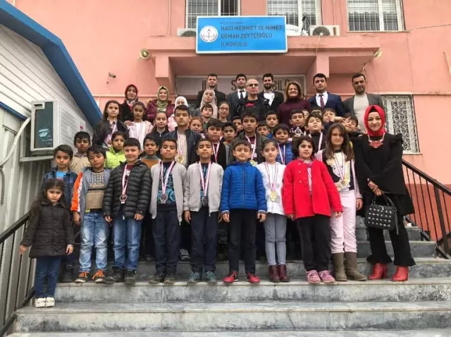 Satranç Turnuvasında İl Birincileri Belirlendi Satranç Turnuvasında İl Birincileri Belirlendi