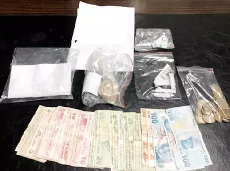 Gaziantep'te Uyuşturucu Operasyonuna 1 Tutuklama Gaziantep'te Uyuşturucu Operasyonuna 1 Tutuklama