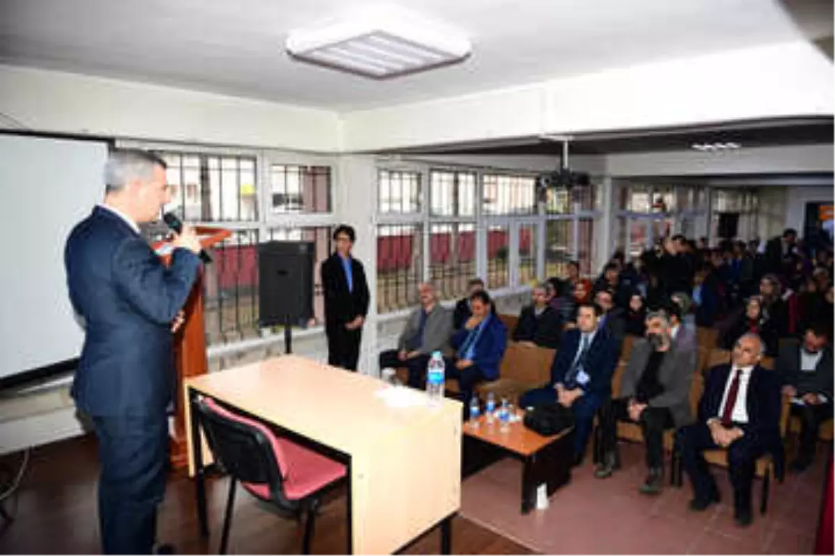 'Algılama ve İdrâk Dünyamızı Kitap Üzerine İnşa Edelim'