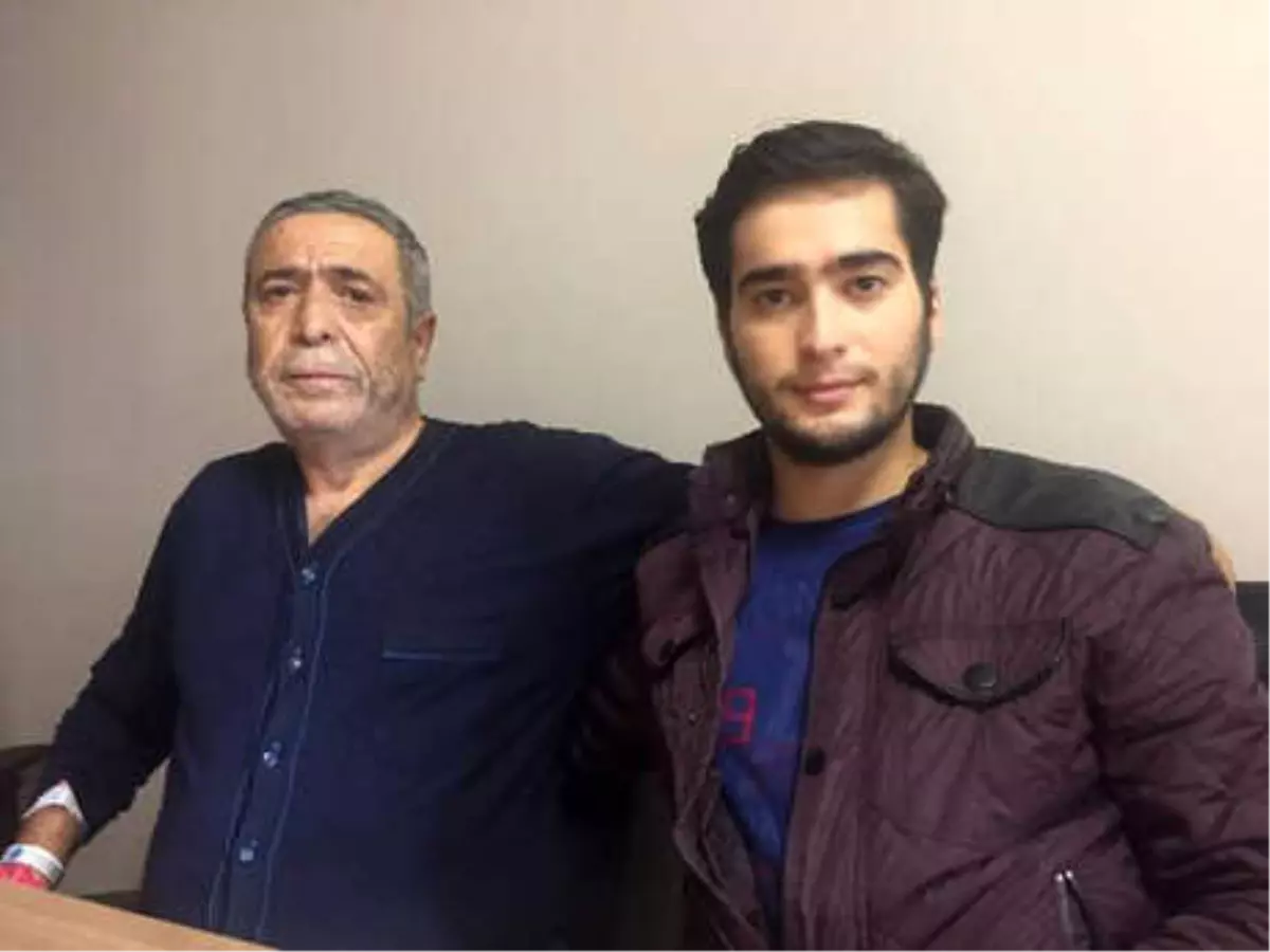 Babasını İkna Edip Karaciğeriyle Yaşama Bağladı
