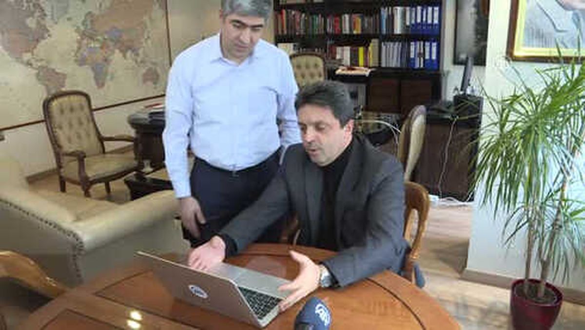 Gazeteci Gürkan Zengin, Aa'nın 'Yılın Fotoğrafları' Oylamasına Katıldı