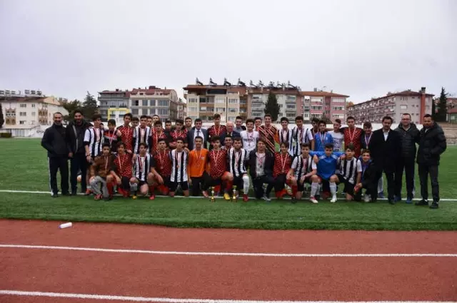 Okul Sporları Genç Erkekler Futbol Müsabakaları Okul Sporları Genç Erkekler Futbol Müsabakaları