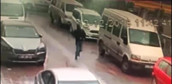 Sultangazi'de İki Kişiyi Yaralayan Saldırgan Yakalandı; Kaçış Anı Kamerada
